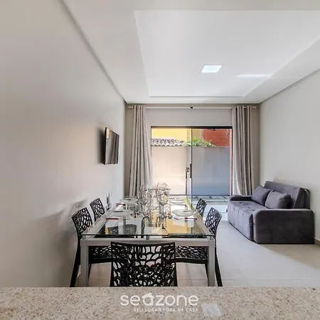 Apartamento Moderno a 280m da Praia AST0103-2